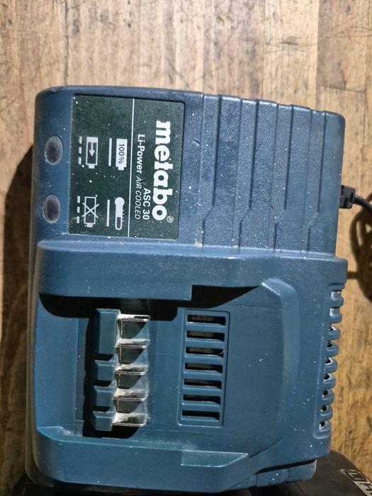 Acumulator baterie incarcator METABO DE 5 si 5,5ah
