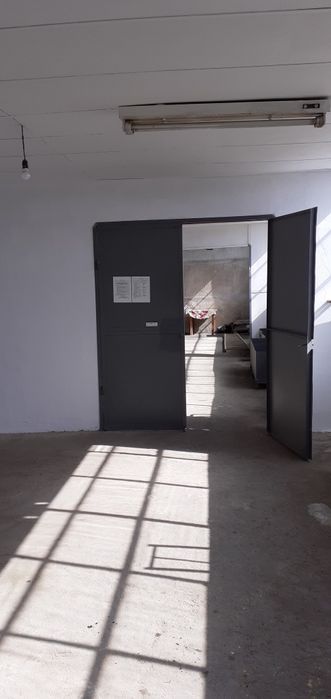 Дава се под наем Офис в Севлиево - 200 кв.м за 509.49 € - Снимка #2