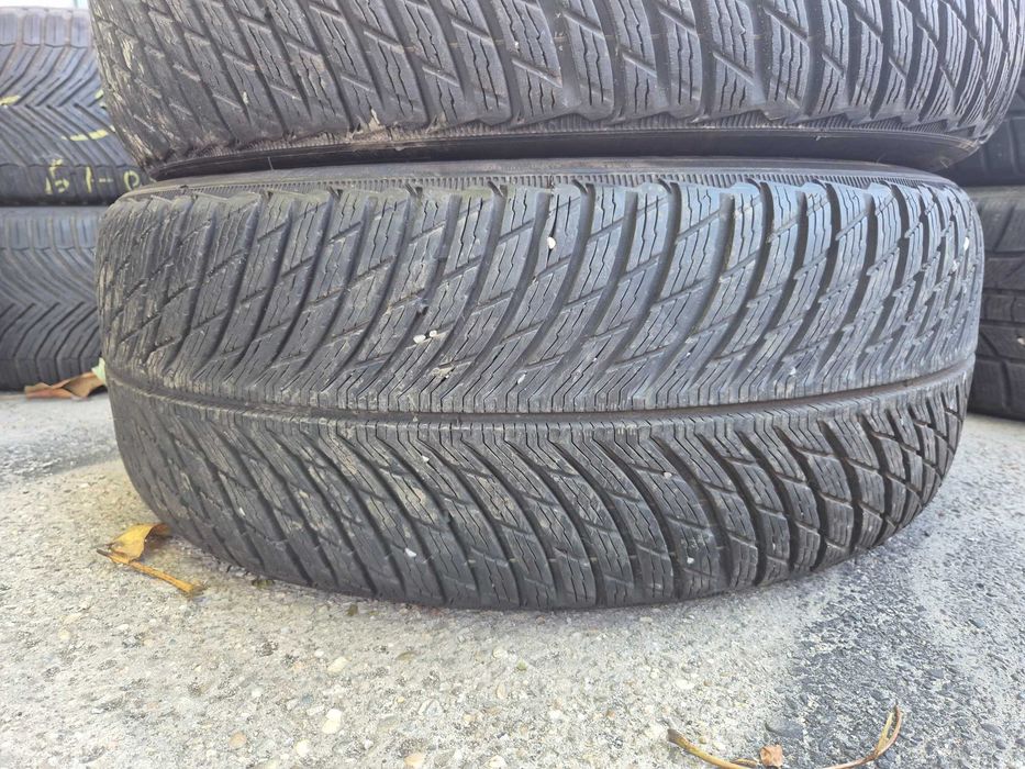 2 Anvelope de IARNA - 235/55/17 103V XL - Michelin Pilot Alpin 5 - CA NOI - DOT 2022 !