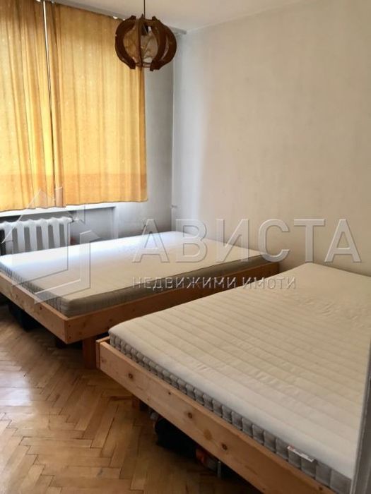 Дава се под наем Тристаен апартамент в София, Хиподрума - 87 кв.м за 600 € - Снимка #3