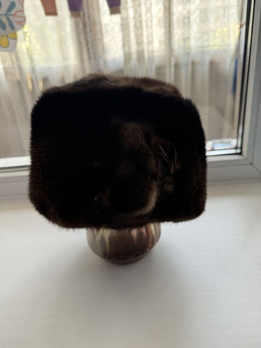 Шапки женские меховые