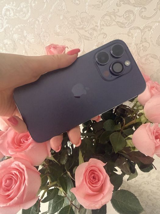 Продам Айфон 14 Про