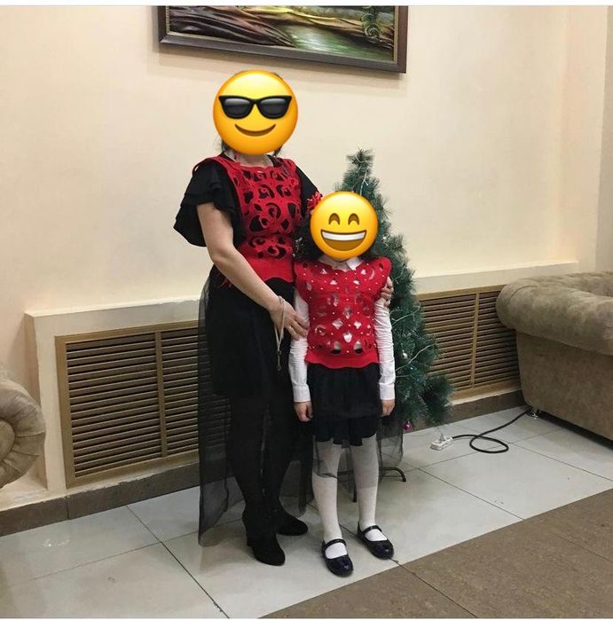 Продам жилет мама + дочь .