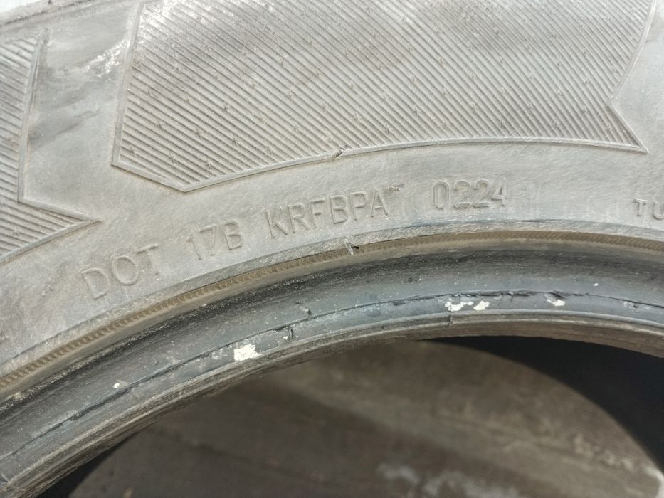 Продам шины Sonix 225/55/R17