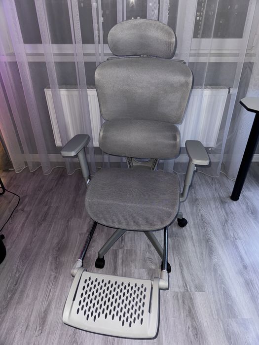 Новый стул (есть упаковка)