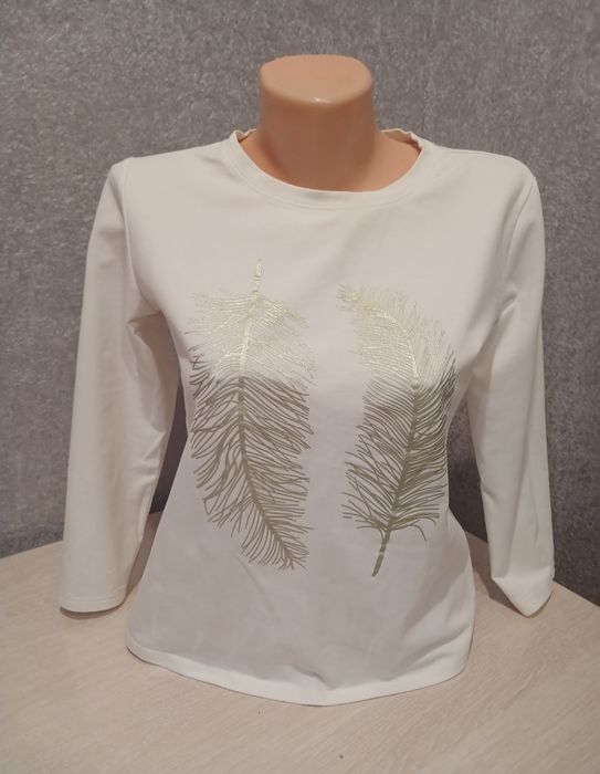 За все вещи 5000 тенге