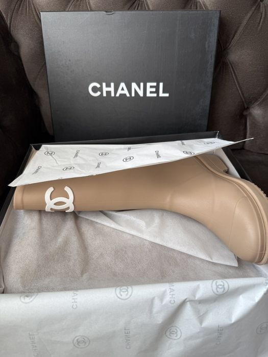 Дамски ботуши CHANEL чисто нови