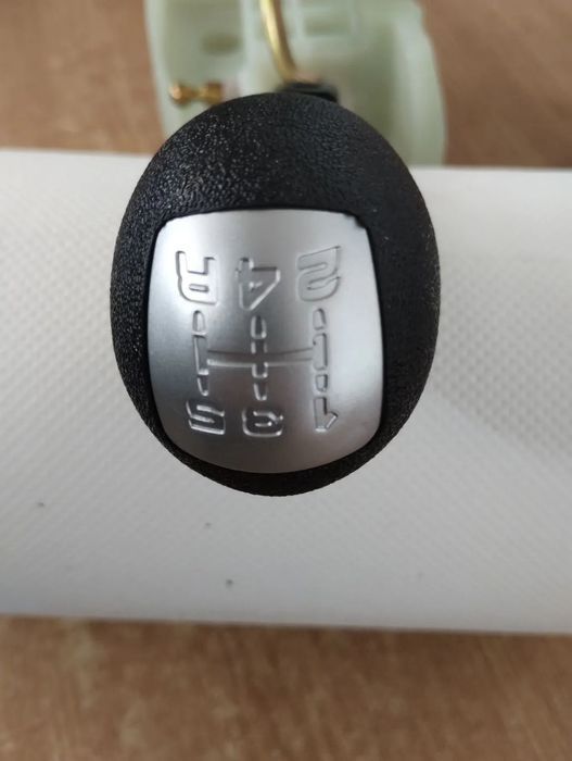 Nuca schimbator viteze Iveco.  CA 035