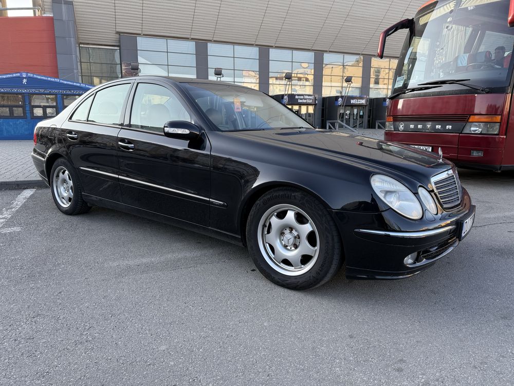 Mercedes-Benz E class w211 Craiova • OLX.ro