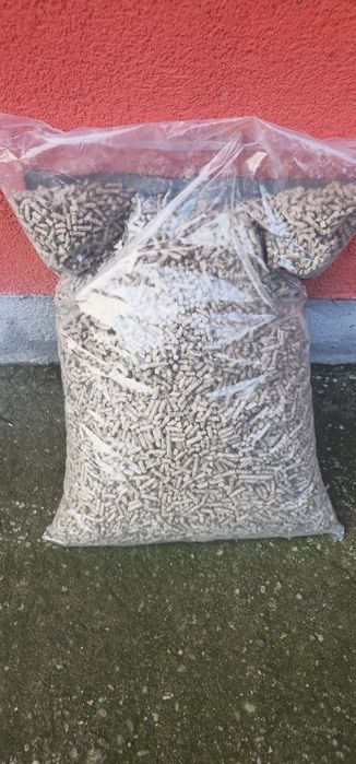 Vând peleți  la domiciliu