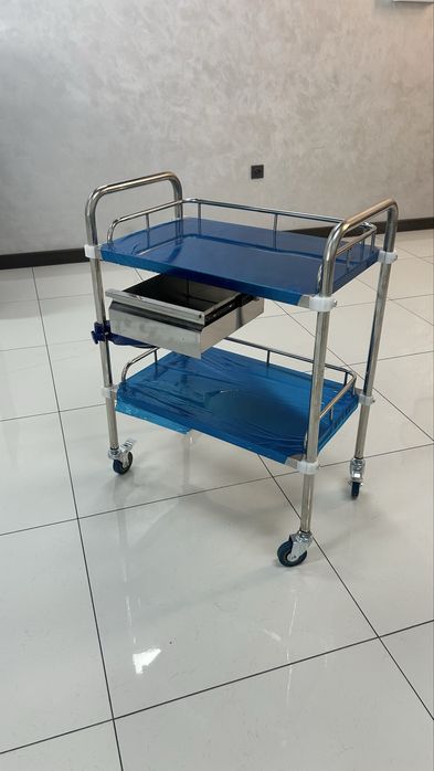 Медицинская тележка / Стол манипуляционный /Столик инструментальный