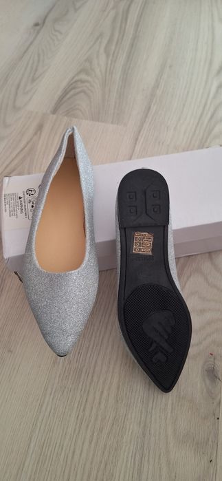 Pantofi damă eleganți