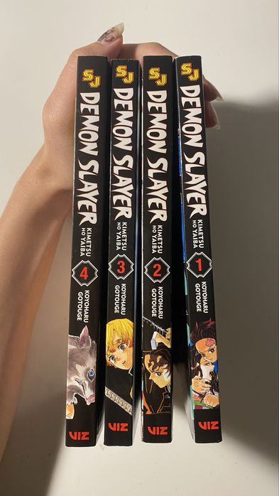 Manga demon slayer volumele 1-4