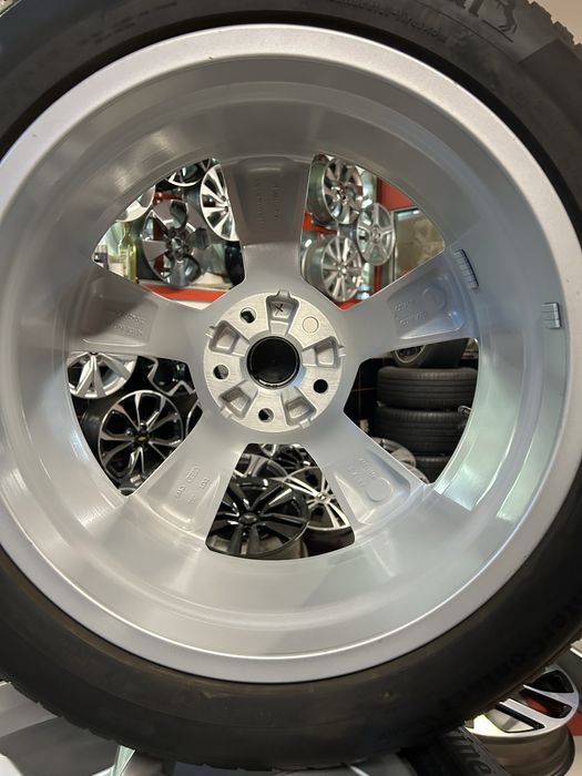 Джанти с Зимни Гуми 19 цола Audi Q3 VW Tiguan Skoda Kodiq Seat Terraco