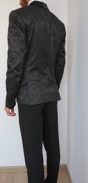 Costum mire/ ginere Inedit negru, marimea S/46, plus camasa Cavaliere