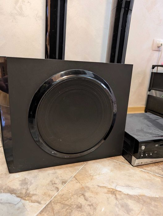 4 Колони и субуфер от домашно кино