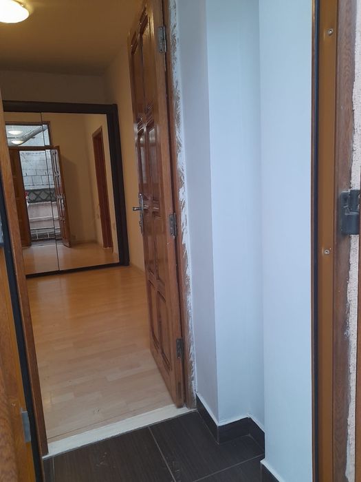 Casă 2 camere de închiriat – centrală proprie, Sector 2
