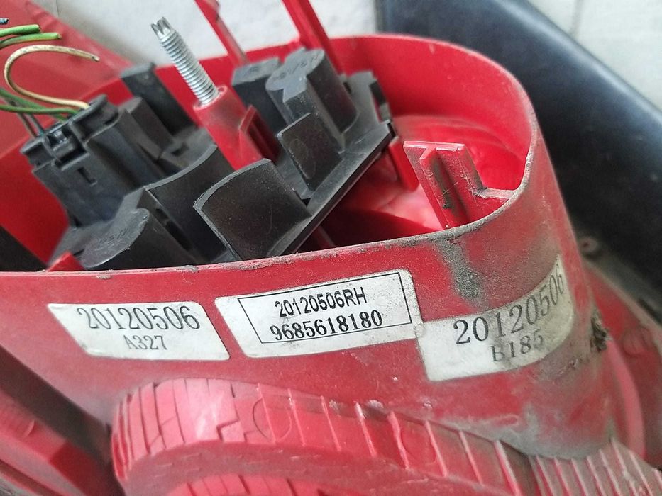 Stop tripla lampa dreapta peugeot 206 plus 20120506rh 9685618180
