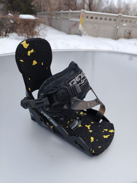 Крепления сноубордические продам