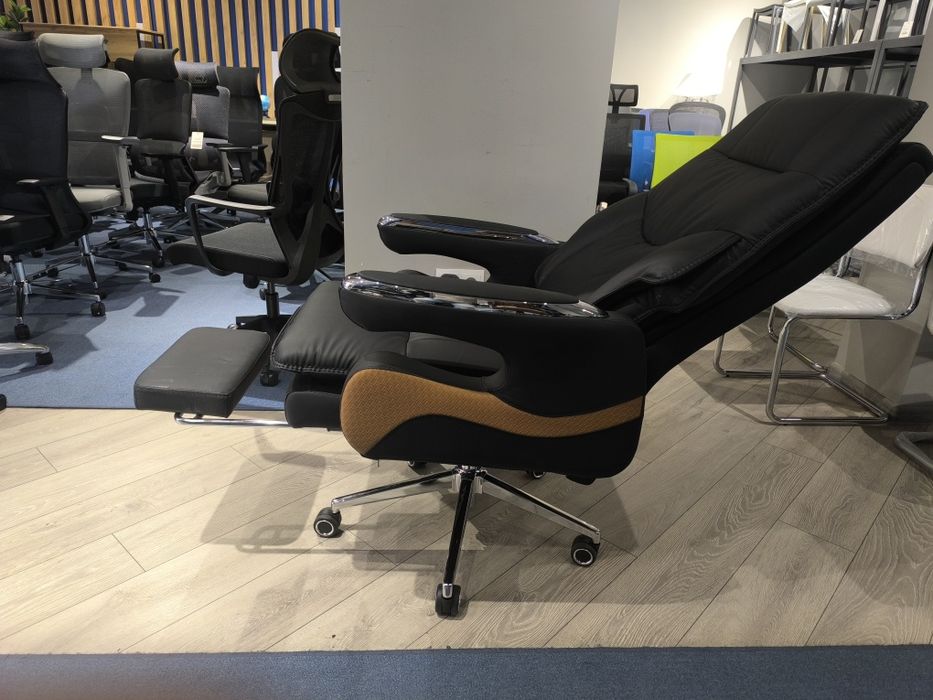 Kreslo ofis F205. Кресло офисное