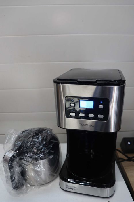 Кафемашина Cecotec Coffee 66 Drop, 950W, 1.2л 10чаши, LCD, лек ДЕФЕКТ