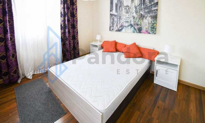 Тристаен апартамент под наем в кв. Младост 2