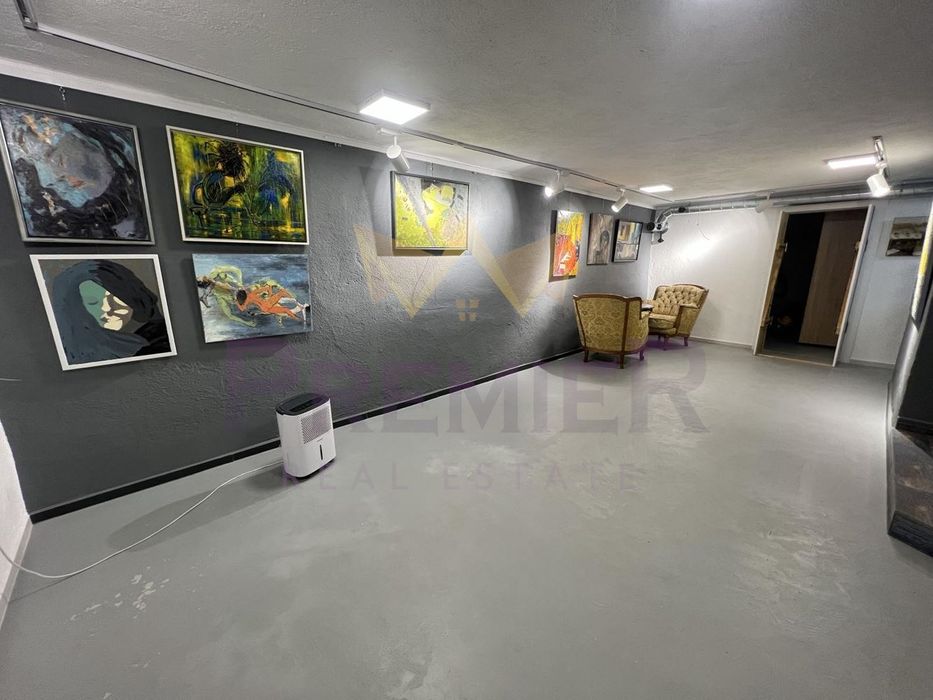 Дава се под наем Офис в Варна, Център - 90 кв.м за 650 € - Снимка #12