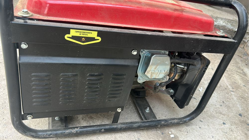 Продам генератор бензиновый