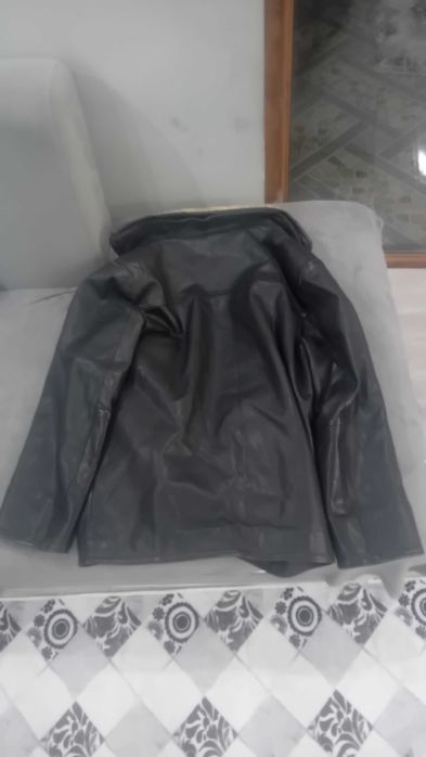 Кожено яке 180лв