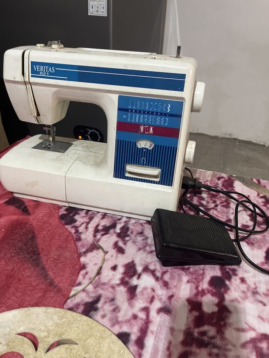 Швейняя машинка продается