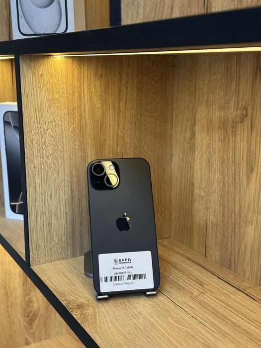 iphone 15 black  99% alb    |    Sapa smartphone