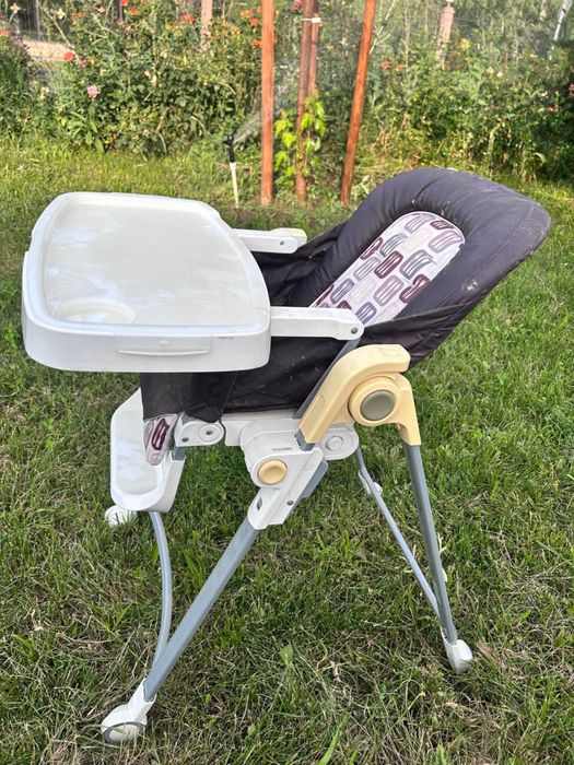 Продам стульчик детский Inglesina
