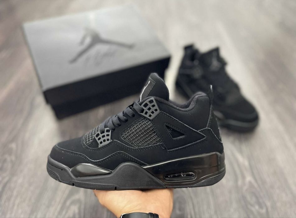 Jordan 4 black noi