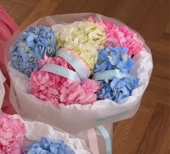 Цветы свежие Продам