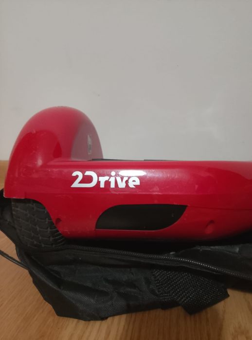 Hoverboard 2Drive roșu  stare foarte bună  geantă și încărcător