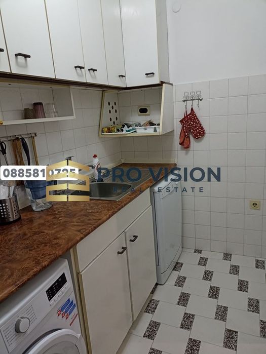 Дава се под наем Тристаен апартамент в Варна, Централна поща - 100 кв.м за 568.14 € - Снимка #2