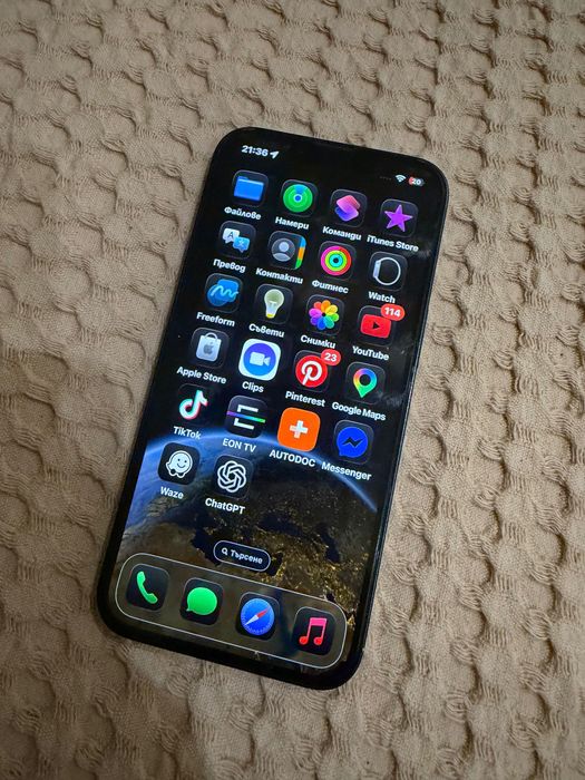 Apple 14/68 гб без забележки като нов