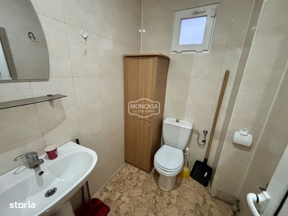 Spatiu comercial  30 mp si apartament 2 camere zona Marchian