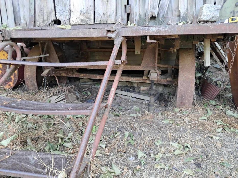 Aвтентичен старинен фургон на около 120 години