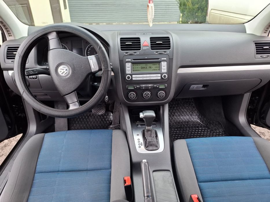 Golf 5 An 2008 1.4 Benzina  145 cai