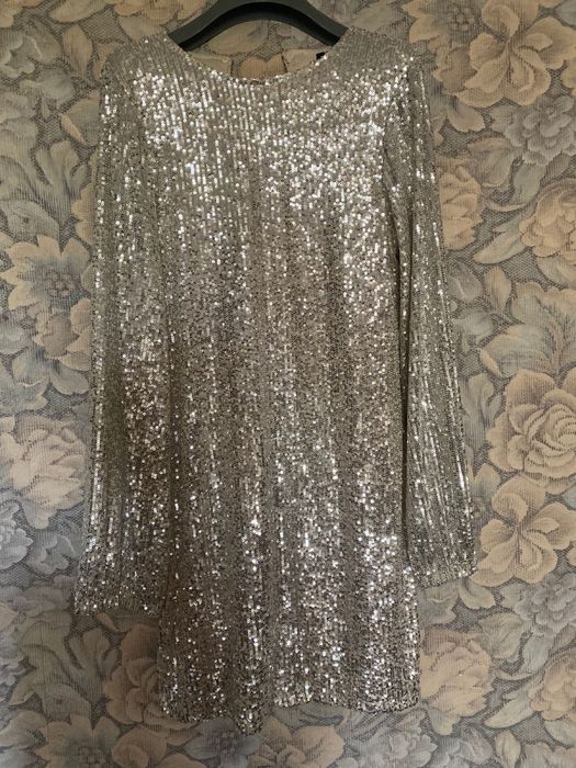 Вечерние, брендовые платья.