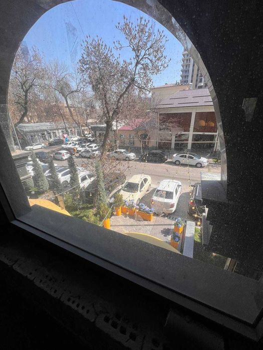 Продается помещение Алайский рынок  300м2