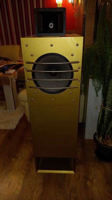 Kinap Lomo 4A-32 Тон колони