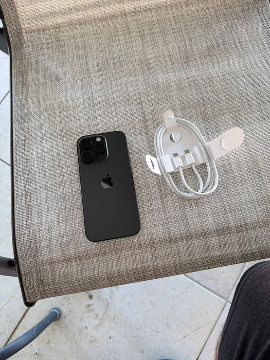 iPhone 16 pro 256gb