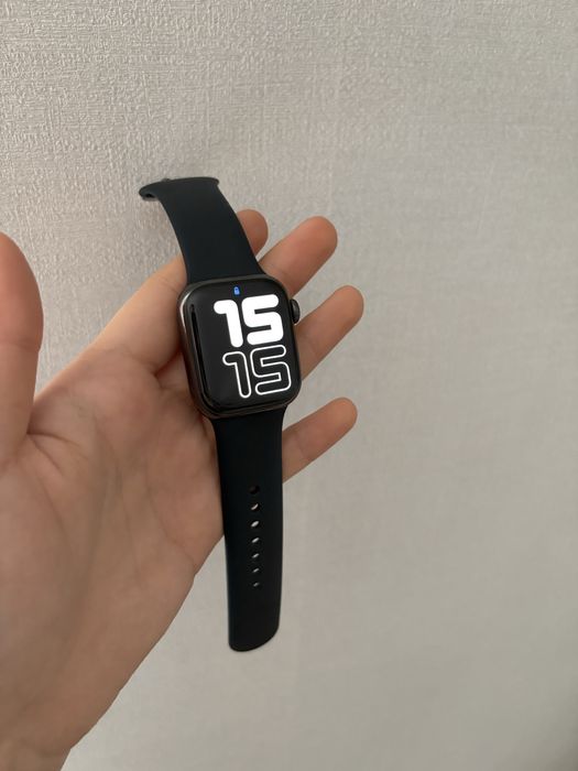 Смарт-часы Apple Watch Series 8 41 мм Aluminum черный Midnight