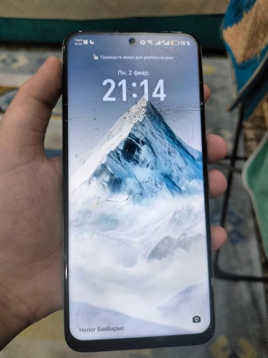 Honor x7c 256/8 с трещиной