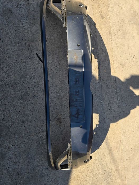 Bara/Spoilar VW Golf 7 cu suporti spalator far si gauri de senzori.