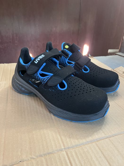 Vand sandale protectie Uvex marimea 42