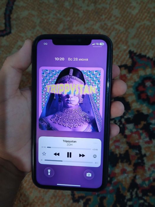 Iphone 11 64  yaxshi holatda