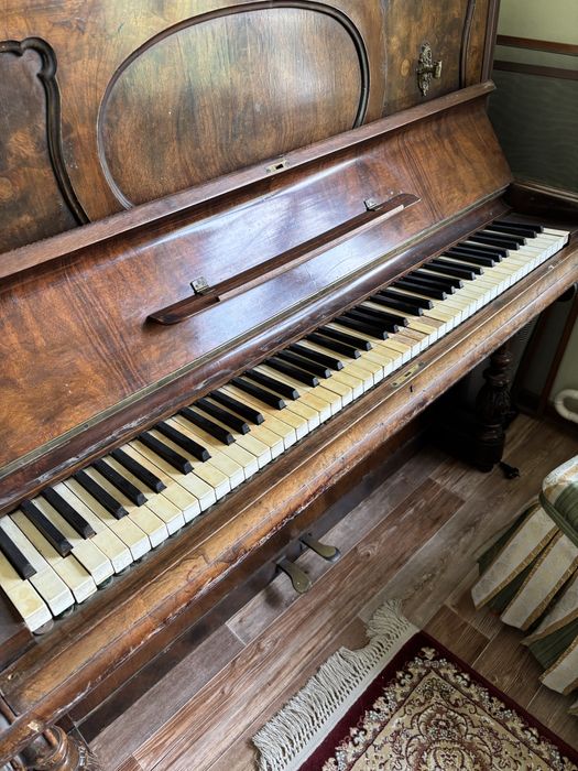 Пианино. Антиквариат